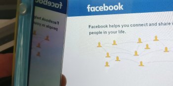 Facebook is using AI to ensure 360 degree photos look their best